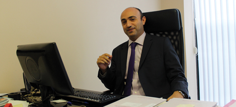 Artikel Sanchez Solicitors DNM november 2013 B