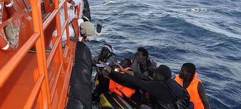 Immigranter gummibåd