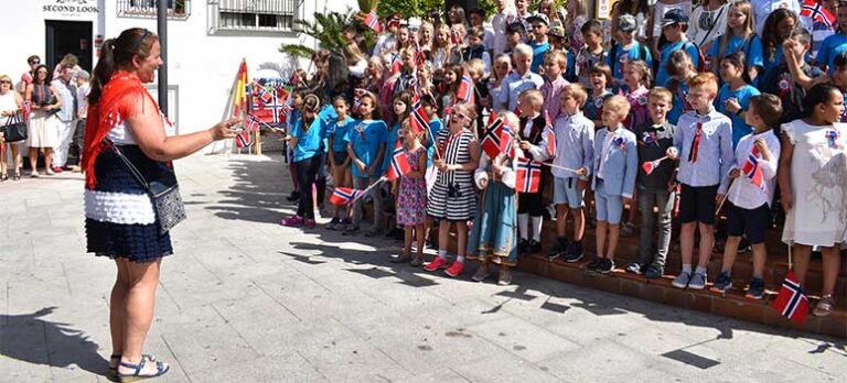 aaaf1d75982142361dd65b902ac21719