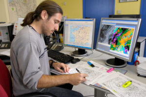 Er meteorologenes tid forbi?