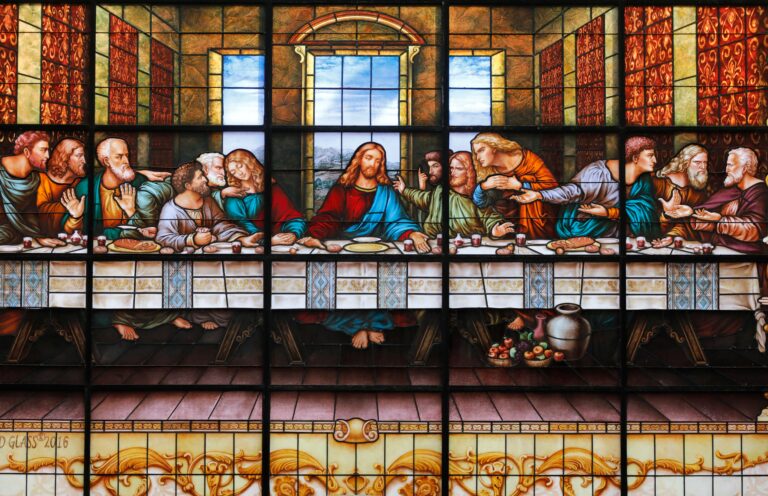 Se Kristi lidelseshistorie i Estepona gamleby