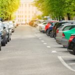 Røde og oransje parkeringssoner i Marbella