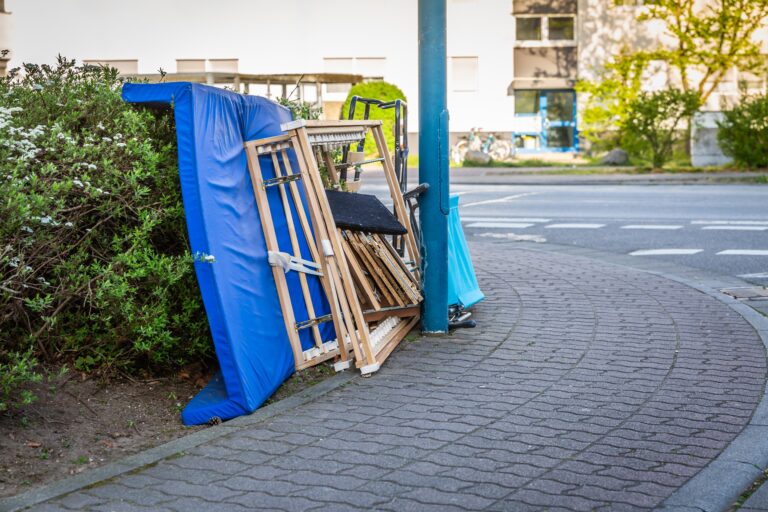 Flere bøter for feil avfallshåndtering